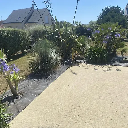 Blue House By Interhome * Bretteville-sur-Ay