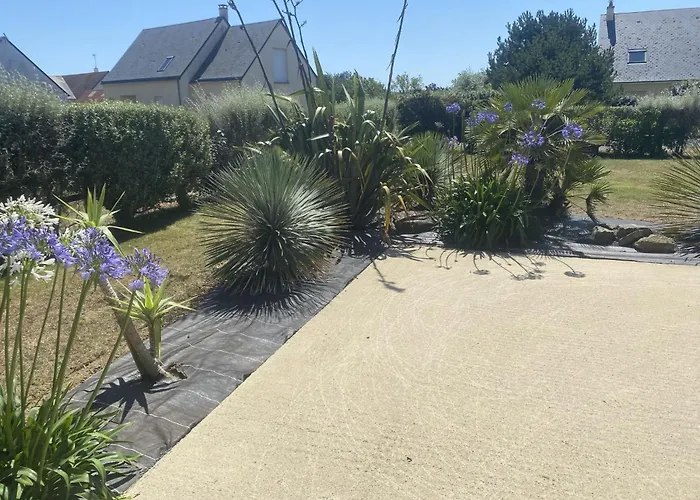 Blue House By Interhome * Bretteville-sur-Ay